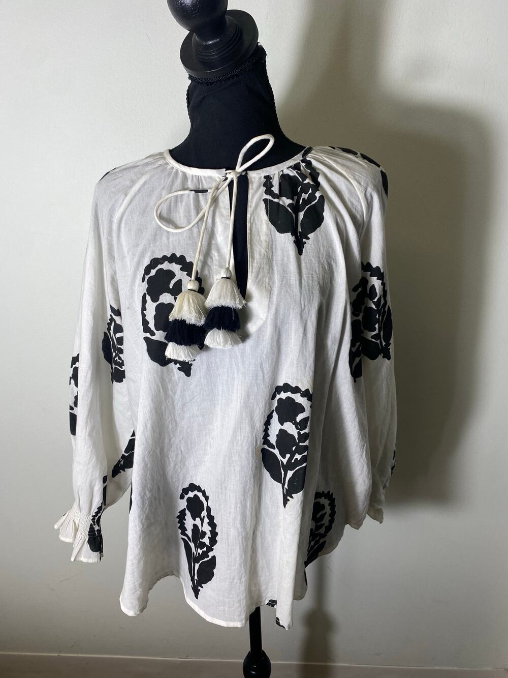 Sohalia White/Black Block Print Cotton Top Sz XS